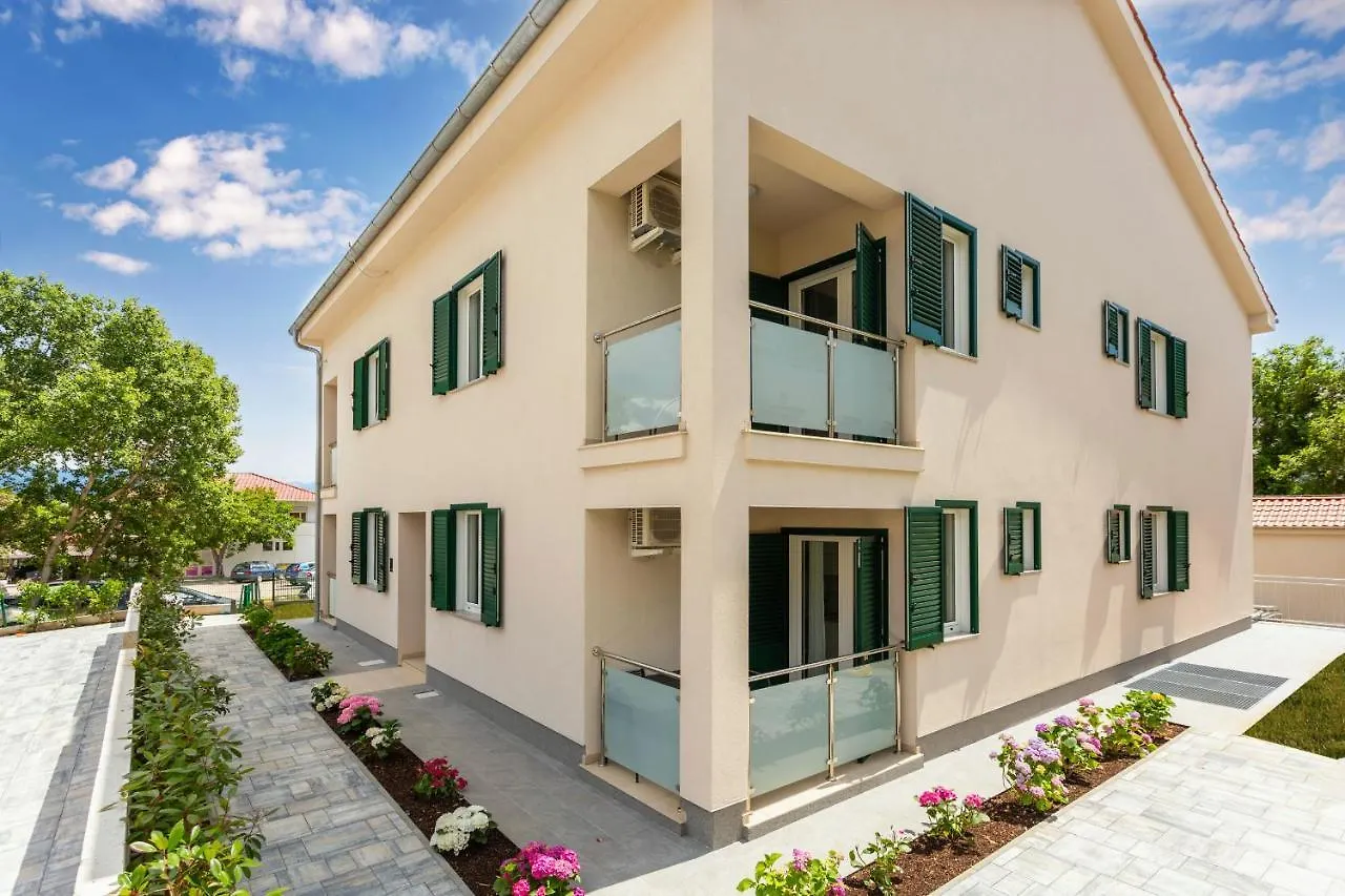 Divine Apartments Baska  Baska (Krk)
