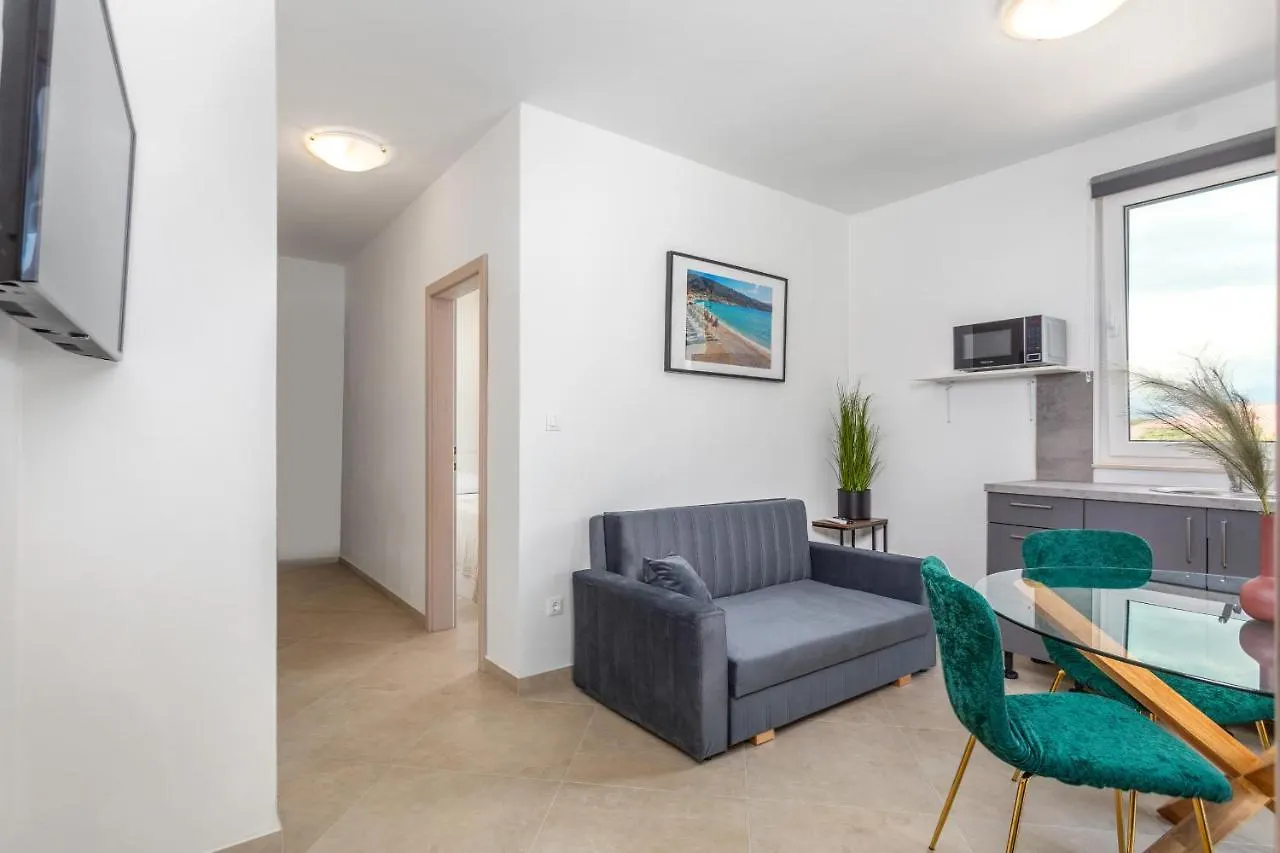 Divine Apartments Baska  0*, Baska (Krk)