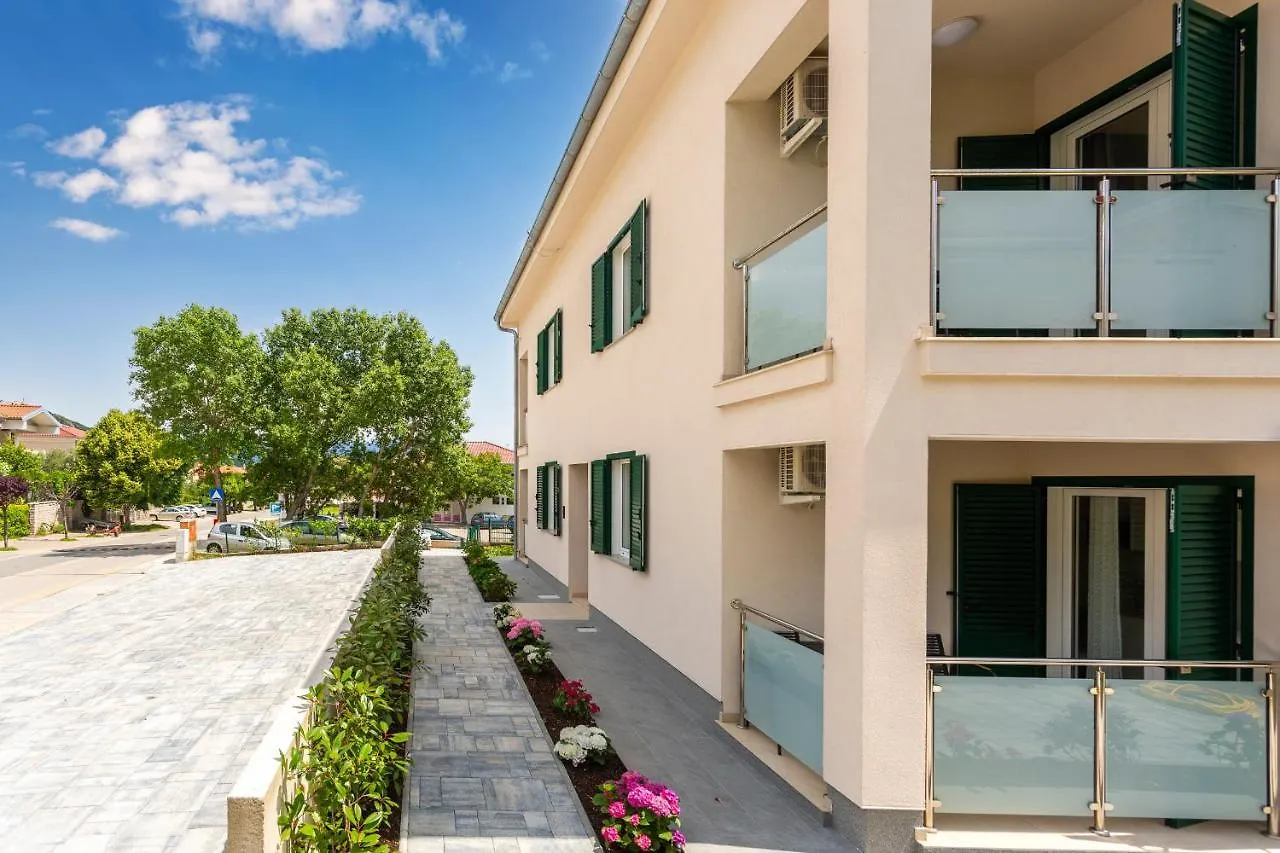 Divine Apartments Baska  0*, Baska (Krk) Croatia