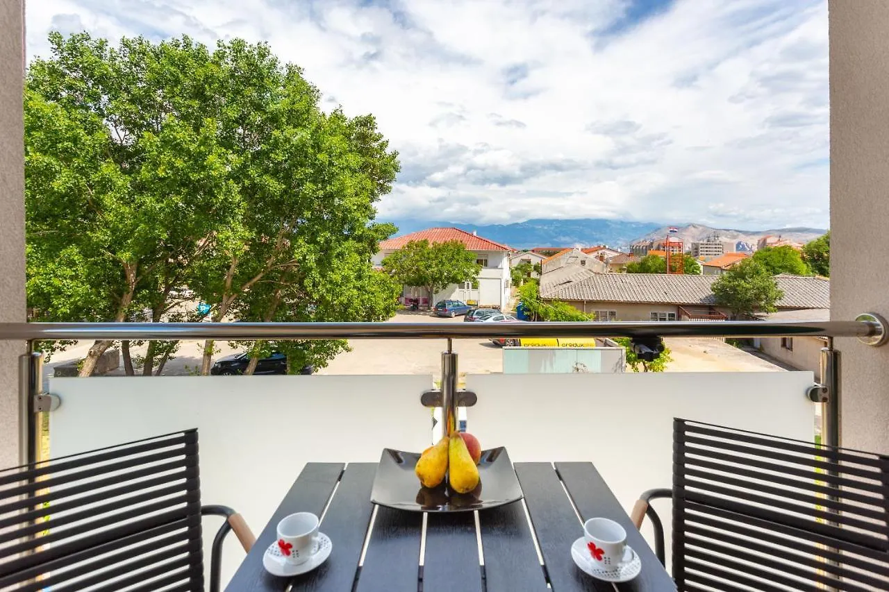Divine Apartments Baska   Baska (Krk)