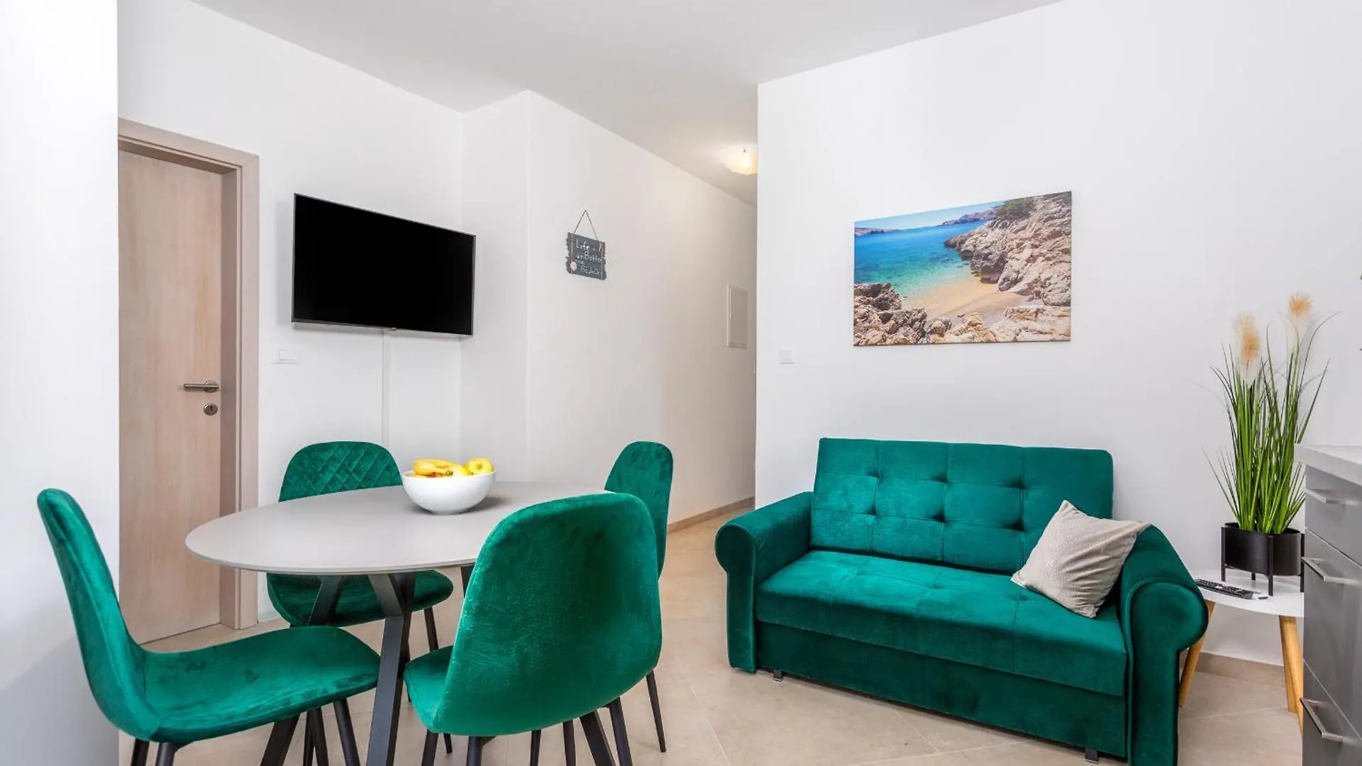 Divine Apartments Baska  Croatia