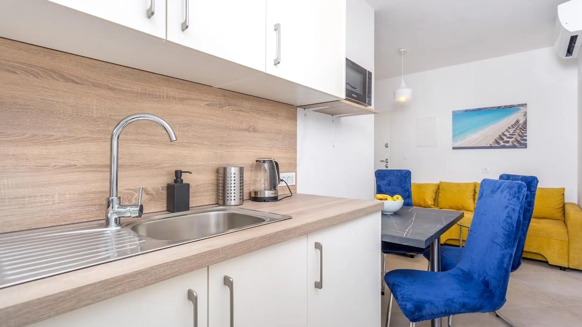Divine Apartments Baska  0*, Baska (Krk)