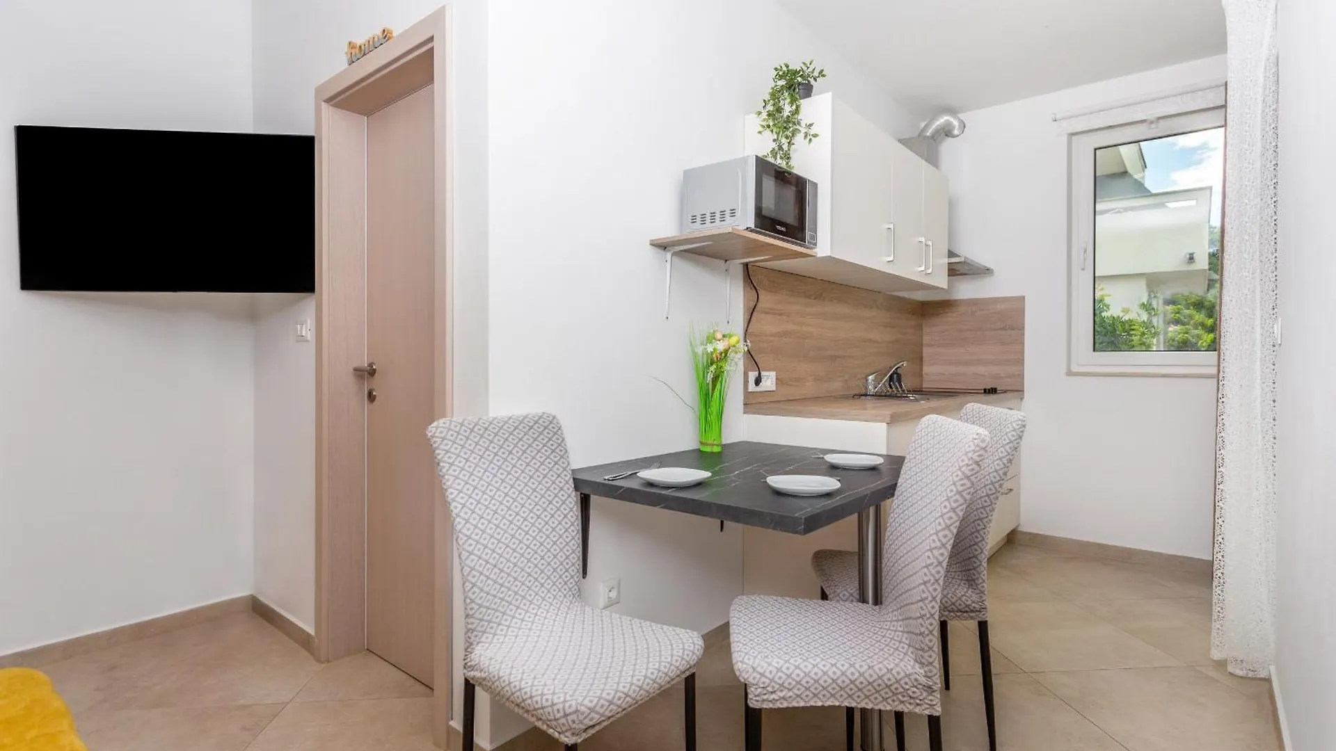 Divine Apartments Baska  Baska (Krk)