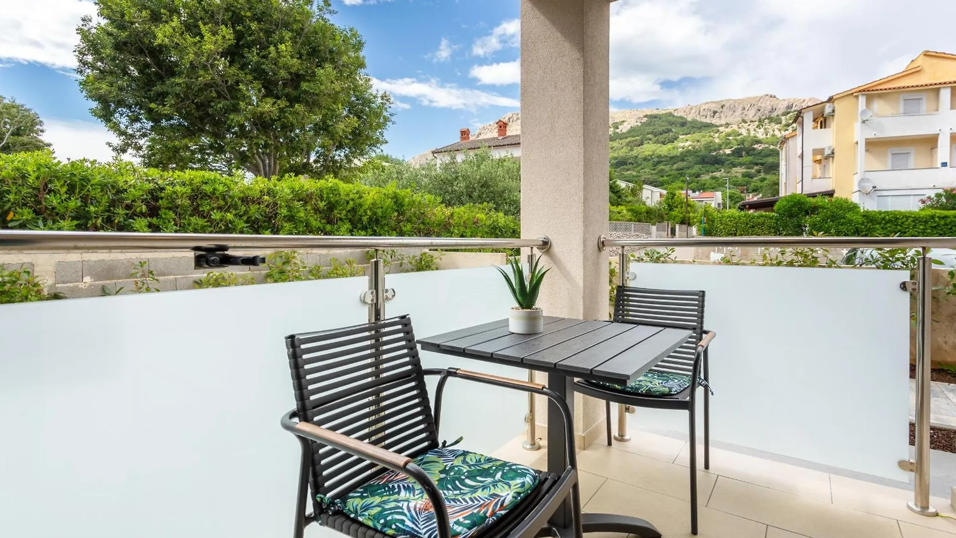 Divine Apartments Baska  0*, Baska (Krk) Croatia